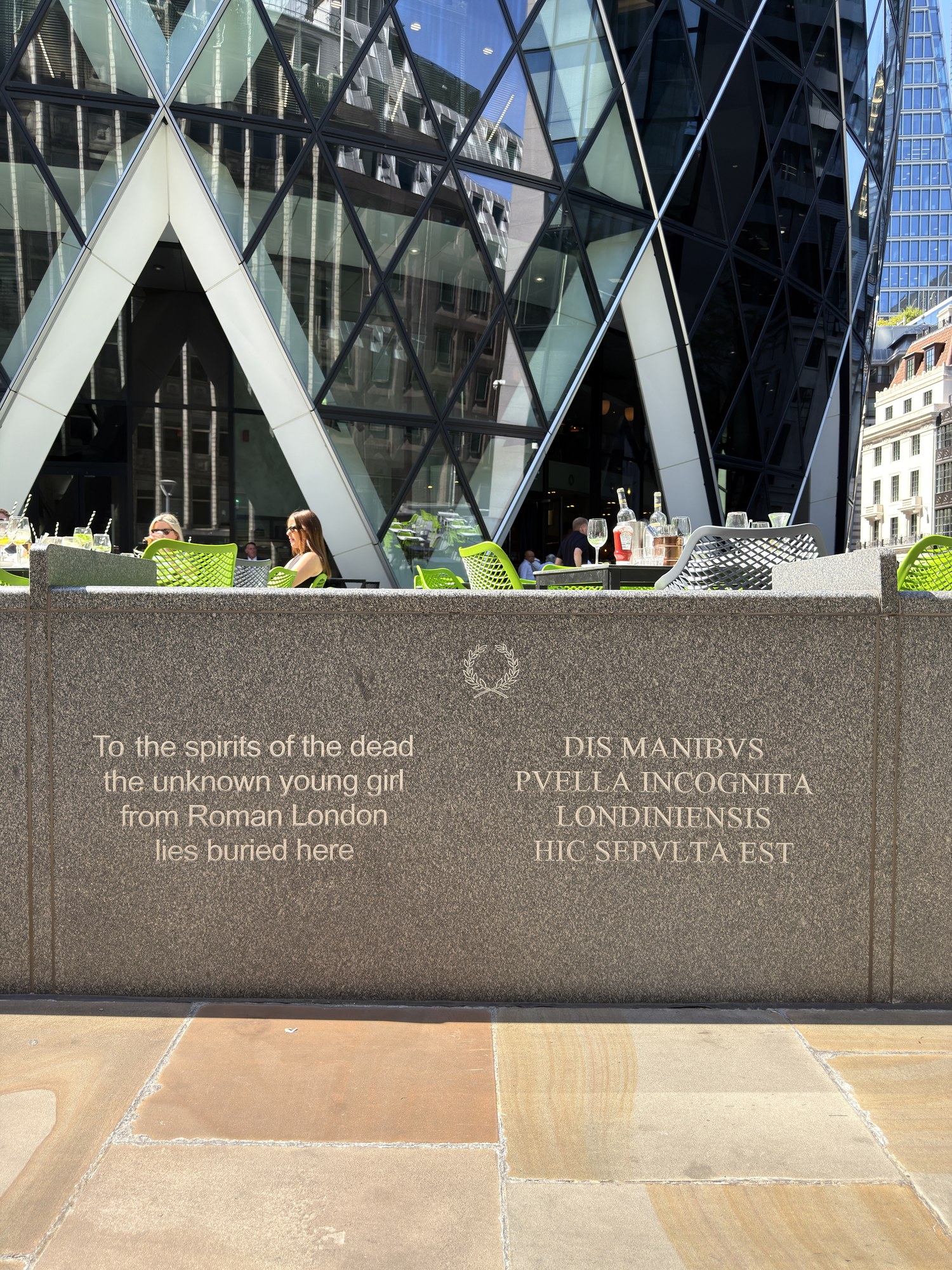 Tomb of the Unknown London Girl